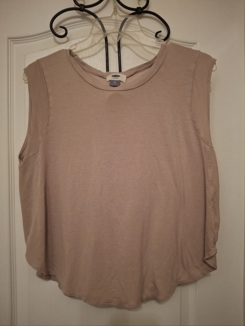 Old Navy Sleeveless Crop Top in Light Blush